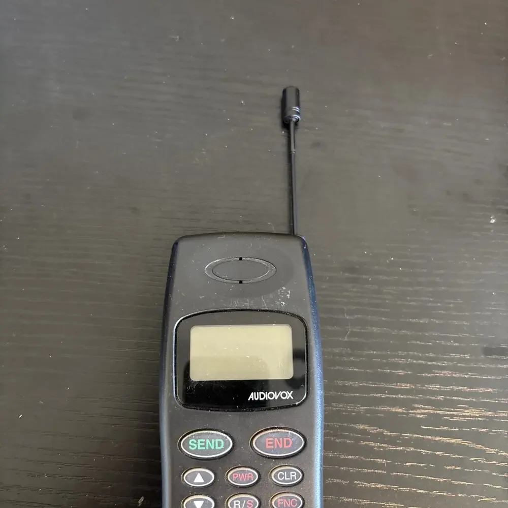 Vintage Audiovox MVX502 Air Touch Cell Phone - Untested